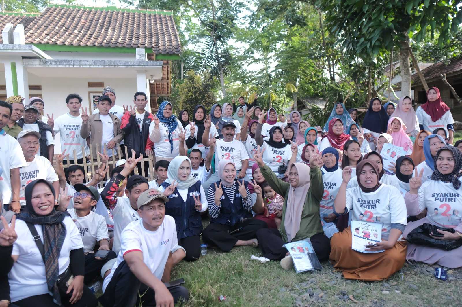 Calon Wakil Bupati, Putri Karlina, Kunjungi Kampung Cipanitih untuk Tinjau Sungai Ciseureuh